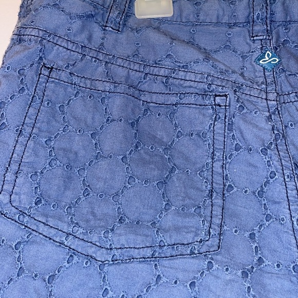Prana Kittle Blue Eyelet Detail Shorts size 2 - Picture 12 of 15